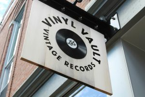 vinyl lettering